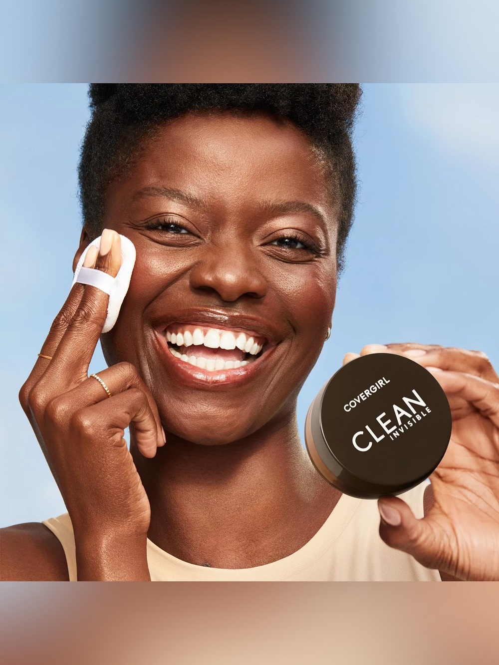 CoverGirl Clean Invisible Loose Powder - Translucent Light, NEW - Picture 5 of 9